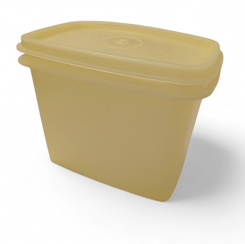 TUPPERWARE Vintage Yellow Storage Container Pantry Shelf Saver 4 1/2 Tall 1243